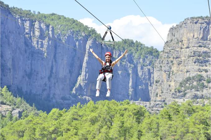 Buggy Safari + Monster + Rafting + Zipline (4'in 1)